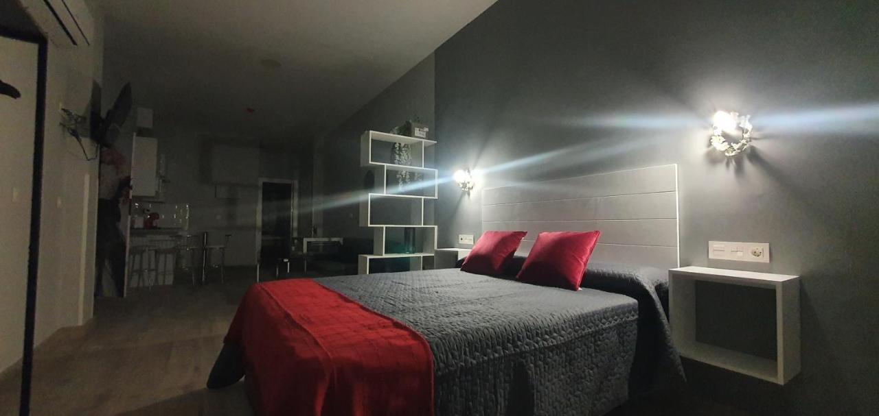 Apartamentos Las Trece Llaves Jacuzzi Bajo Reserva Mérida Kültér fotó