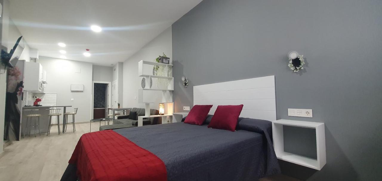Apartamentos Las Trece Llaves Jacuzzi Bajo Reserva Mérida Kültér fotó